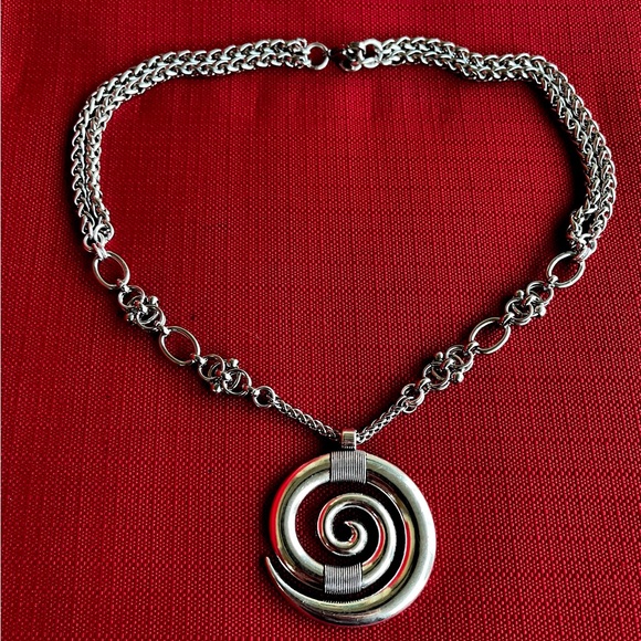 Handmade maille links stainless steel wheat chain necklace with spiral charm - Picture 14 of 16